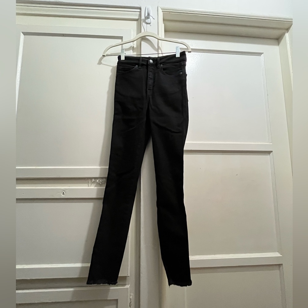 Free People We the free hi rise skinny distressed hem jeans ink black size 26 - Picture 3 of 14